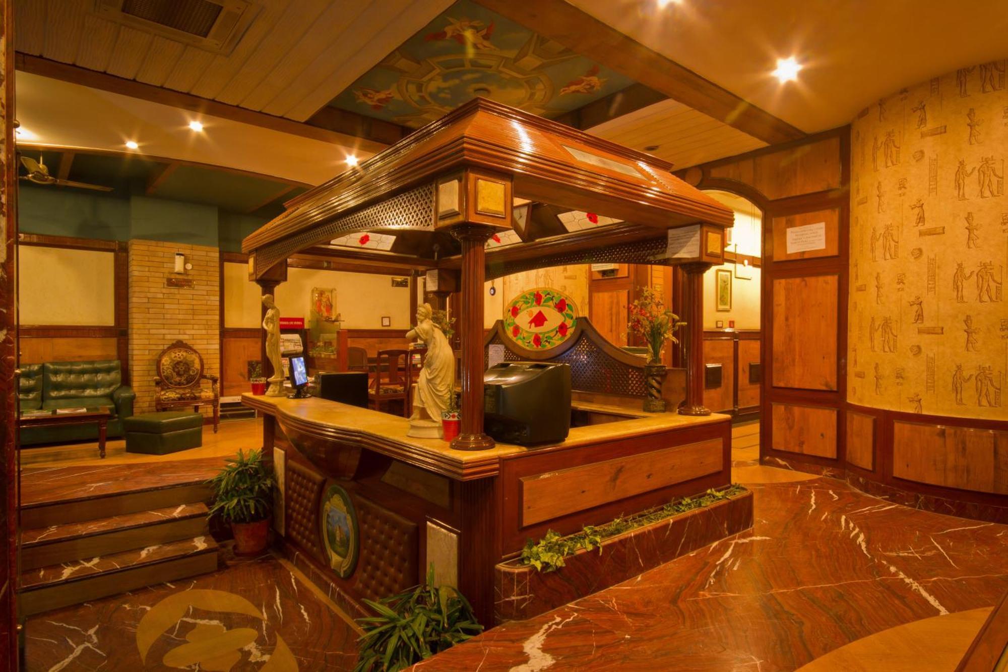 Hotel Sunstar Grand Delhi  Exterior foto